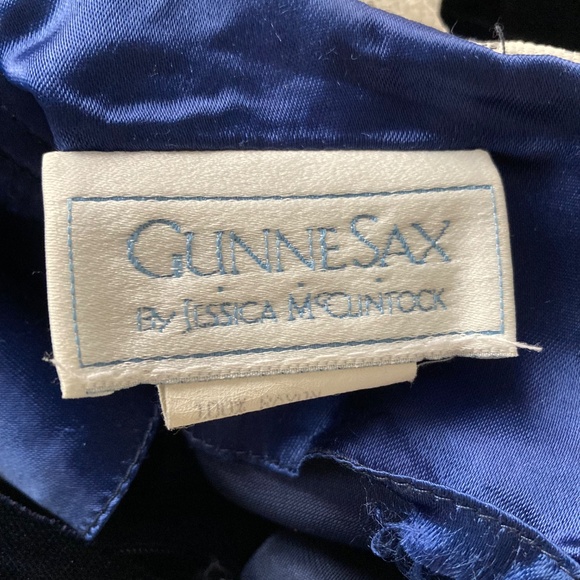 Gunne Sax by Jessica Mc Clintock velvet and lace dress - Picture 5 of 8